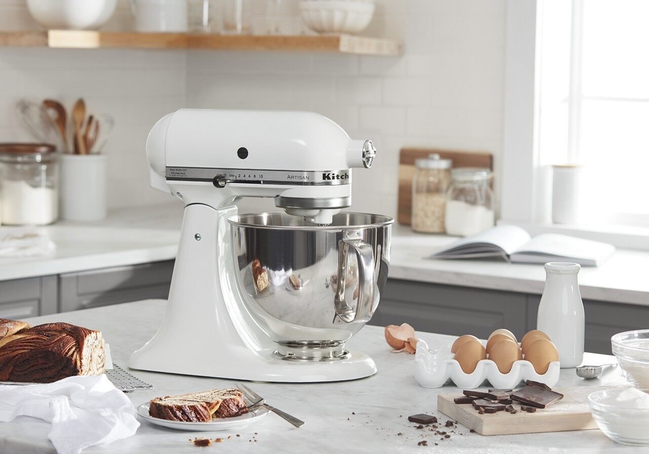 KitchenAid Refurbished Artisan Series 5 Quart Tilt-Head Stand Mixer, RRK150