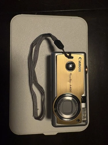 Canon PowerShot A400 3.2MP Digital Camera — Silver — TESTED AND WORKING ✅✅